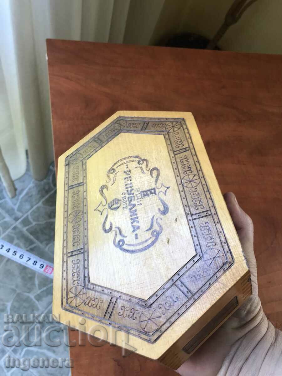 BOX WOOD PYROGRAPH DRAWING ANTIQUE FROM SOCA MOSTRA - 5 BOX WOOD PYROGRAPH DRAWING ANTIQUE FROM SOCA MOSTRA - 5