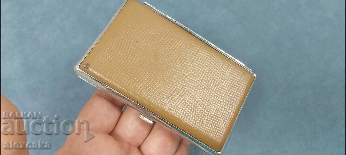 Leather snuffbox - 7