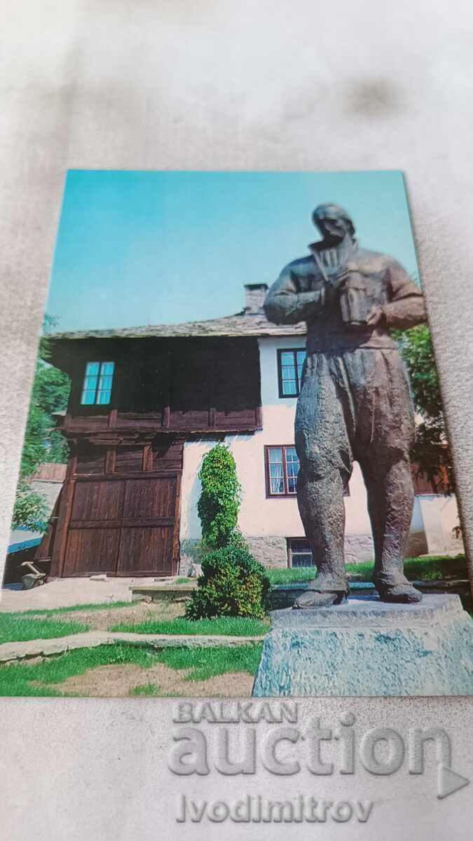 Carte poștală Dryanovo Monumentul lui Kolyo Ficheto 1976