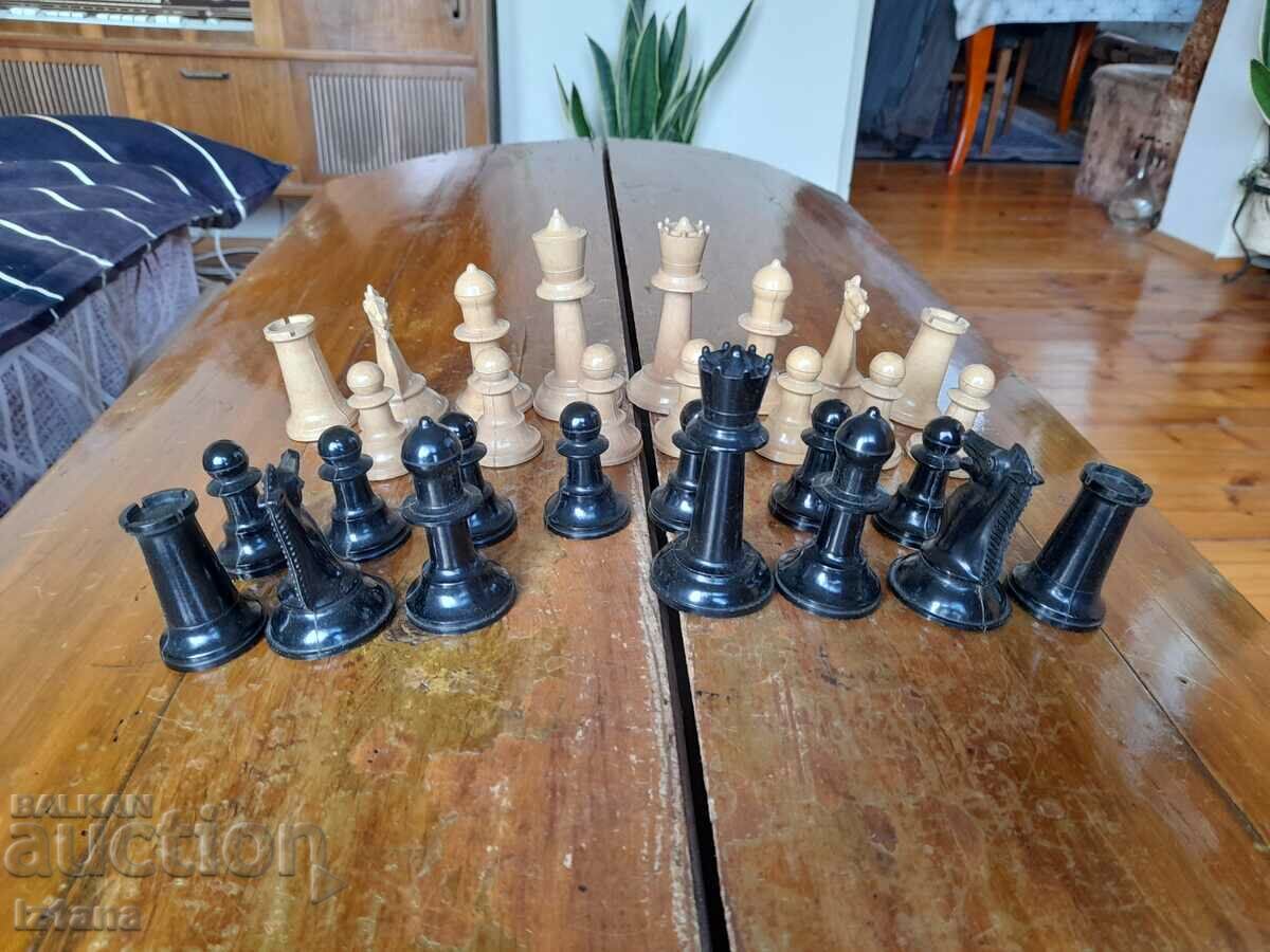 Old chess pieces with price 27.00 BGN | € 13.80