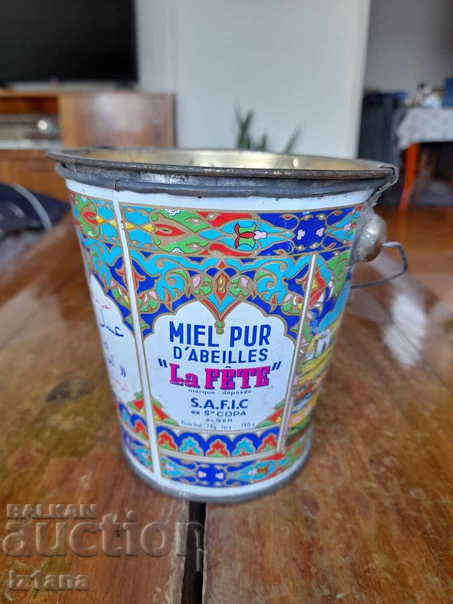 Auction Old bucket of La Fete Honey Auction Old bucket of La Fete Honey