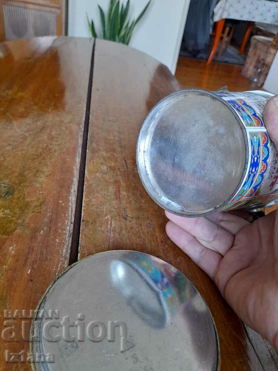 Old bucket of La Fete Honey - 6 Old bucket of La Fete Honey - 6