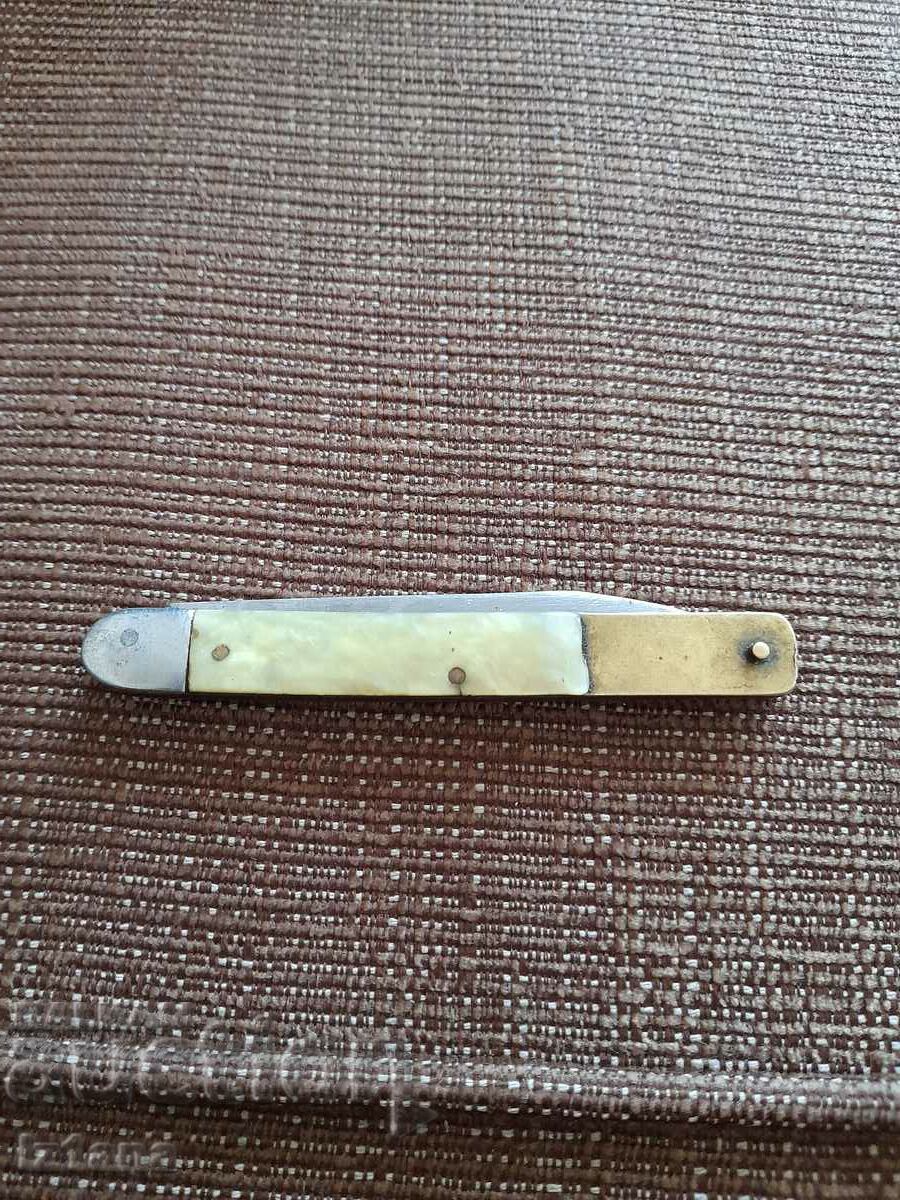 Old pocket knife, blade, blade with price 32.00 BGN | € 16.36 Old pocket knife, blade, blade with price 32.00 BGN | € 16.36