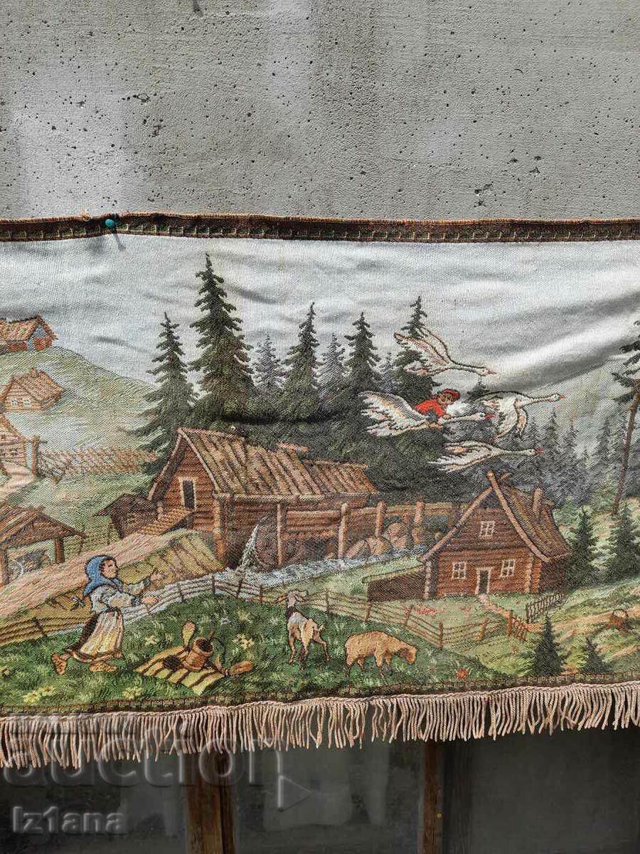 Delivery of Antique carpet, wall covering Delivery of Antique carpet, wall covering