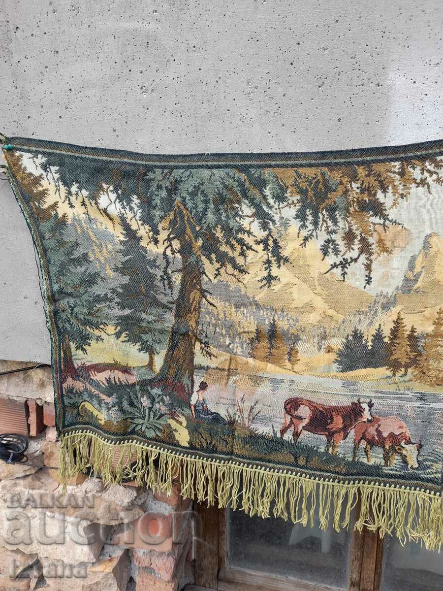 Auction Antique carpet, wall covering Auction Antique carpet, wall covering