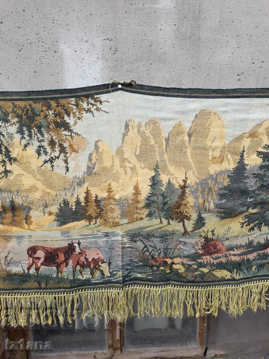 Delivery of Antique carpet, wall covering Delivery of Antique carpet, wall covering