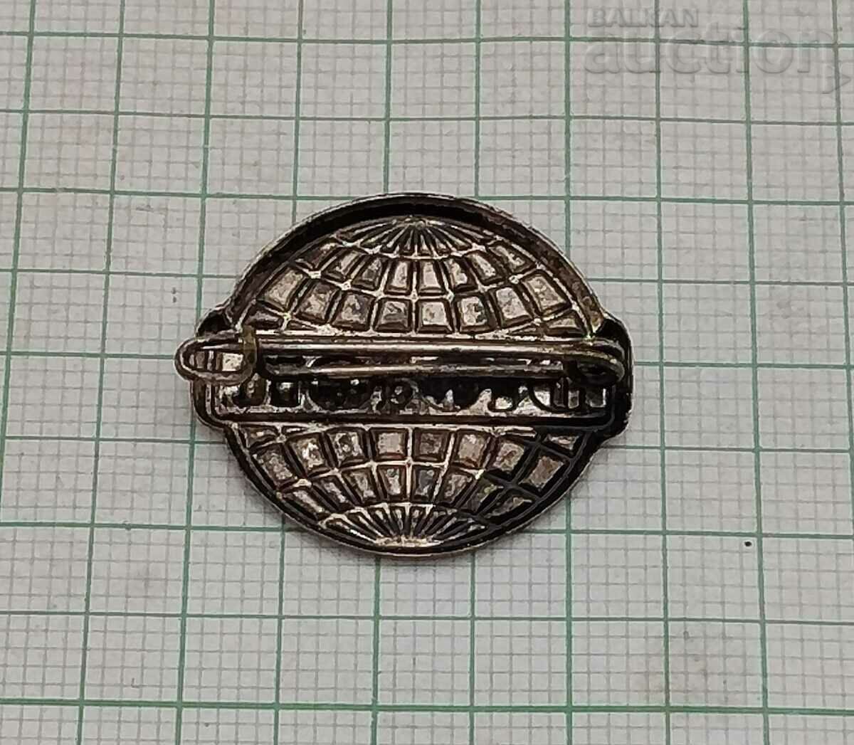 DIOLEN TRADEMARK CLOTHES LOGO BADGE with price 3.00 BGN | € 1.53 DIOLEN TRADEMARK CLOTHES LOGO BADGE with price 3.00 BGN | € 1.53