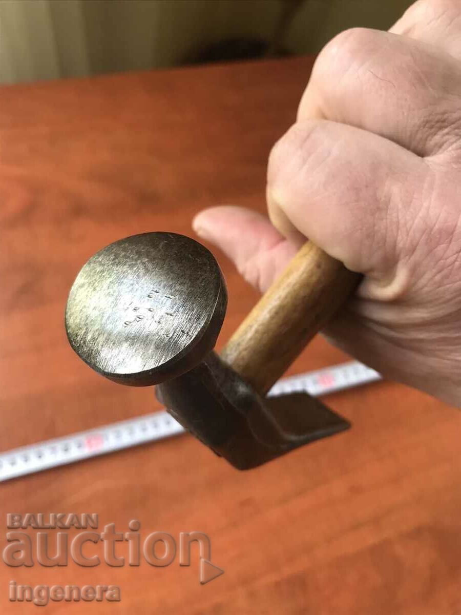 HAMMER HAMMER OLD SHOEMAKER'S MARKED TOOL - 6 HAMMER HAMMER OLD SHOEMAKER'S MARKED TOOL - 6