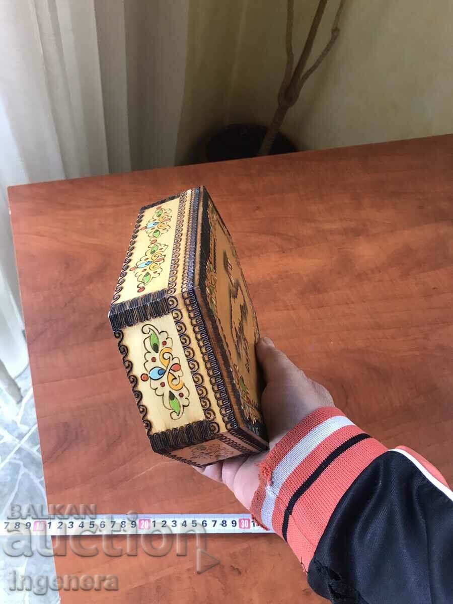 Delivery of BOX WOOD PYROGRAPH DRAWING ANTIQUE FROM SOCA MOSTRA