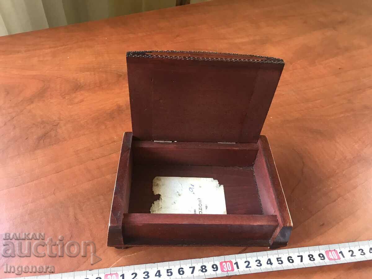 Δημοπρασία ΚΟΥΤΙ ΞΥΛΟ ΠΥΡΟΓΡΑΦΙΚΟ ΣΧΕΔΙΟ ΑΝΤΙΚΕ ΑΠΟ SOCA MOSTRA Δημοπρασία ΚΟΥΤΙ ΞΥΛΟ ΠΥΡΟΓΡΑΦΙΚΟ ΣΧΕΔΙΟ ΑΝΤΙΚΕ ΑΠΟ SOCA MOSTRA