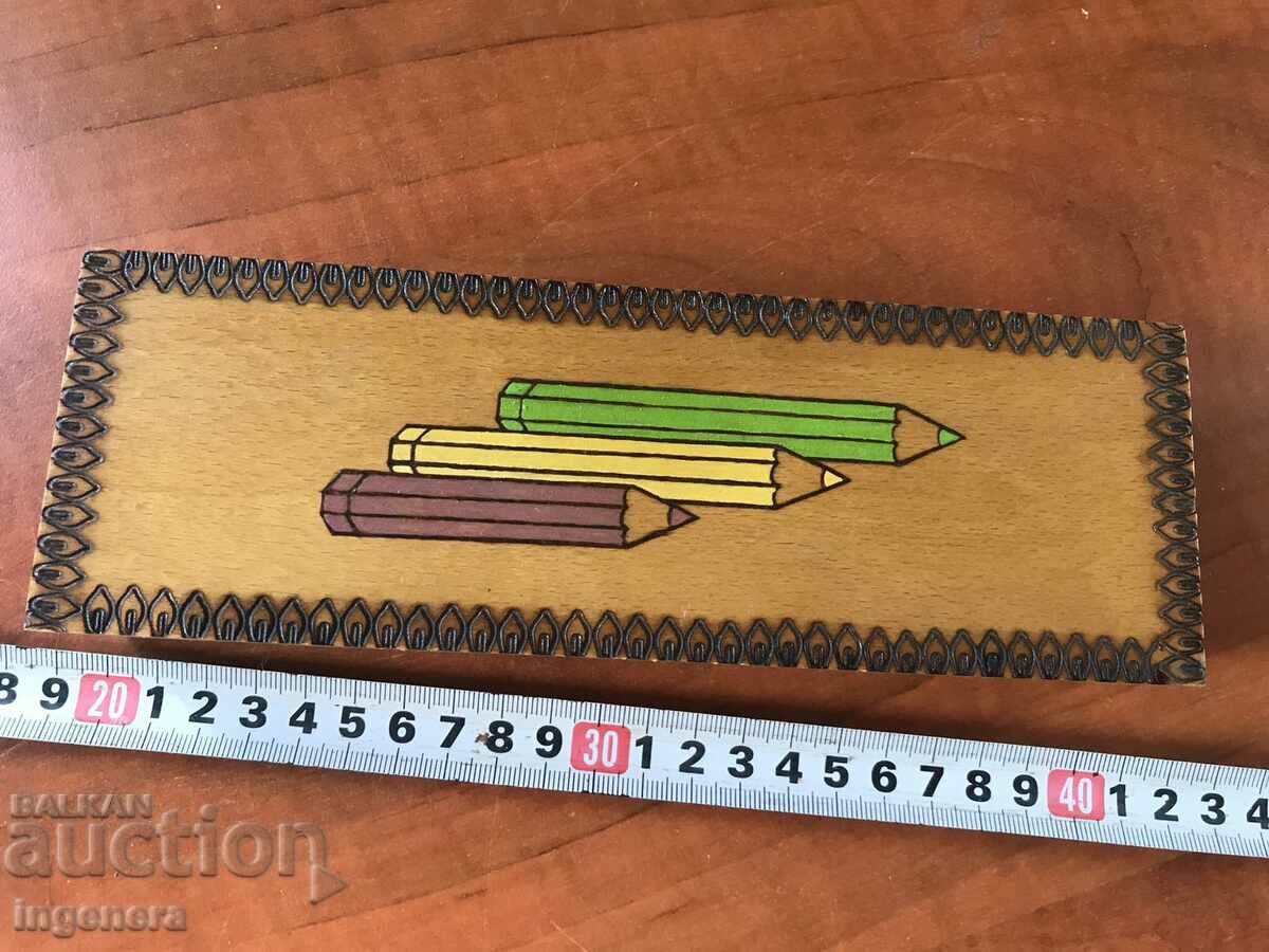 CUTIE LEMN PIROGRAF DESEN ANTICHI DIN SOCA MOSTRA cu preț 27.00 BGN | € 13.80