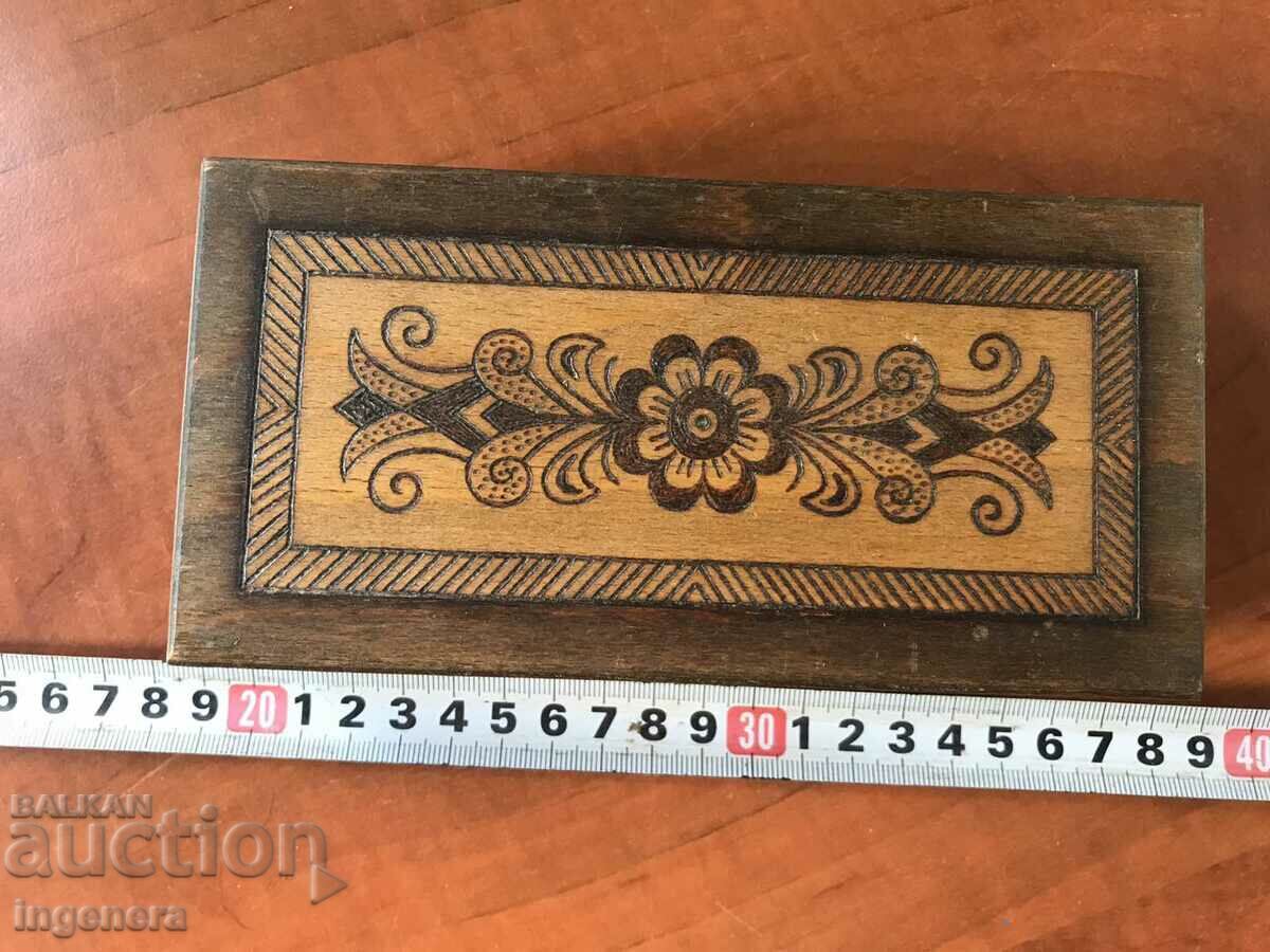 BOX WOOD PYROGRAPH DRAWING ANTIQUE FROM SOCA MOSTRA with price 19.00 BGN | € 9.71 BOX WOOD PYROGRAPH DRAWING ANTIQUE FROM SOCA MOSTRA with price 19.00 BGN | € 9.71