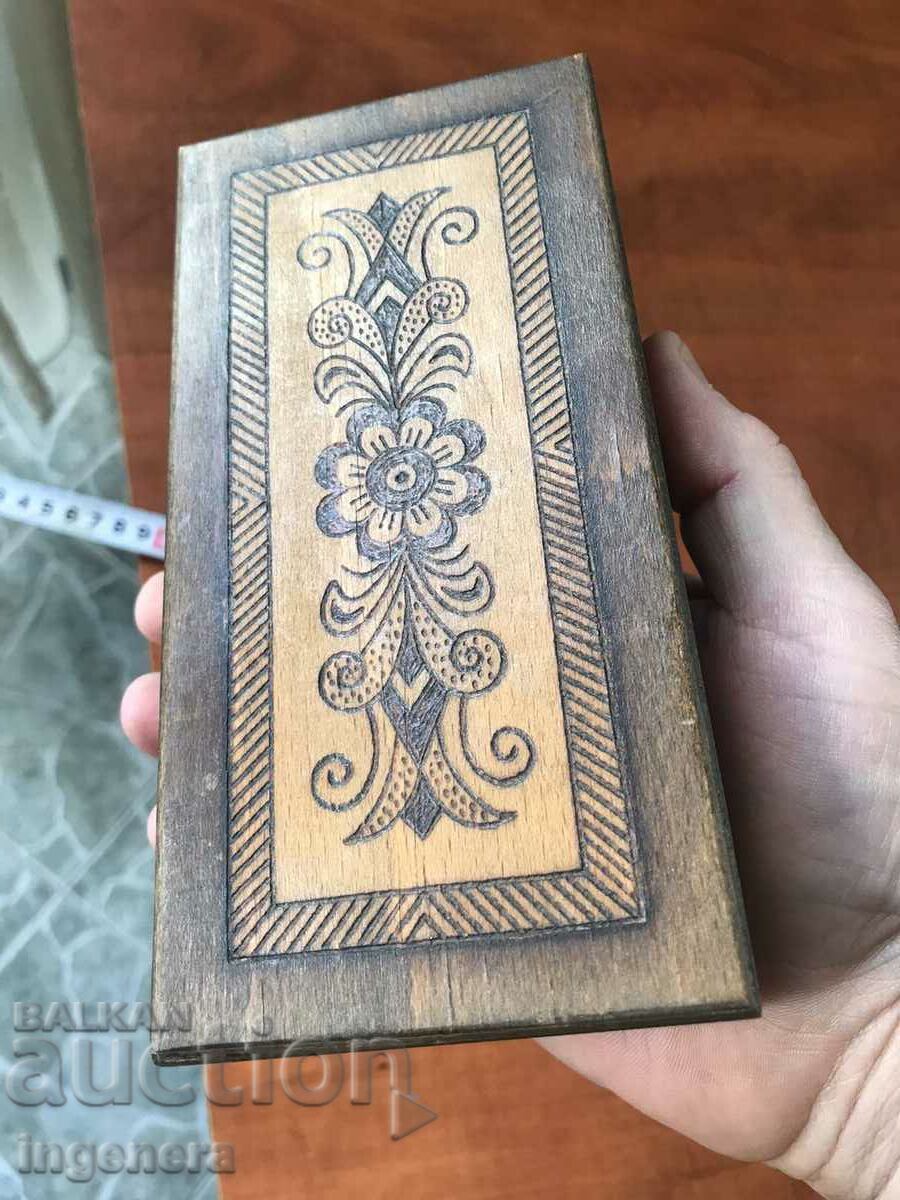 Delivery of BOX WOOD PYROGRAPH DRAWING ANTIQUE FROM SOCA MOSTRA Delivery of BOX WOOD PYROGRAPH DRAWING ANTIQUE FROM SOCA MOSTRA