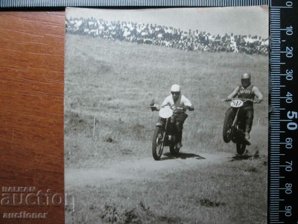 OLD PHOTO MOTOR RACING-3 with price 20.00 BGN | € 10.23