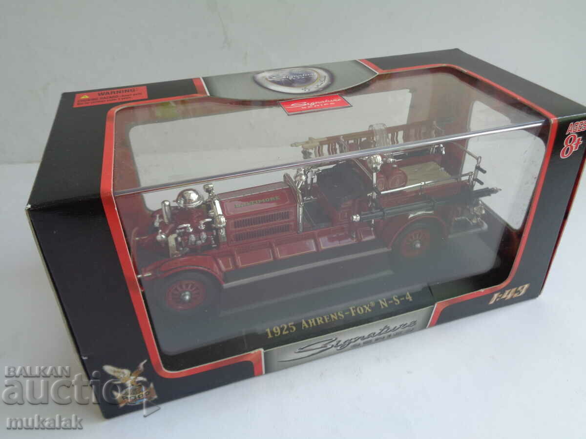 1:43 SIGNATURE AHRENS - FOX 1925 FIRE TRUCK RETRO MODEL - 7 1:43 SIGNATURE AHRENS - FOX 1925 FIRE TRUCK RETRO MODEL - 7