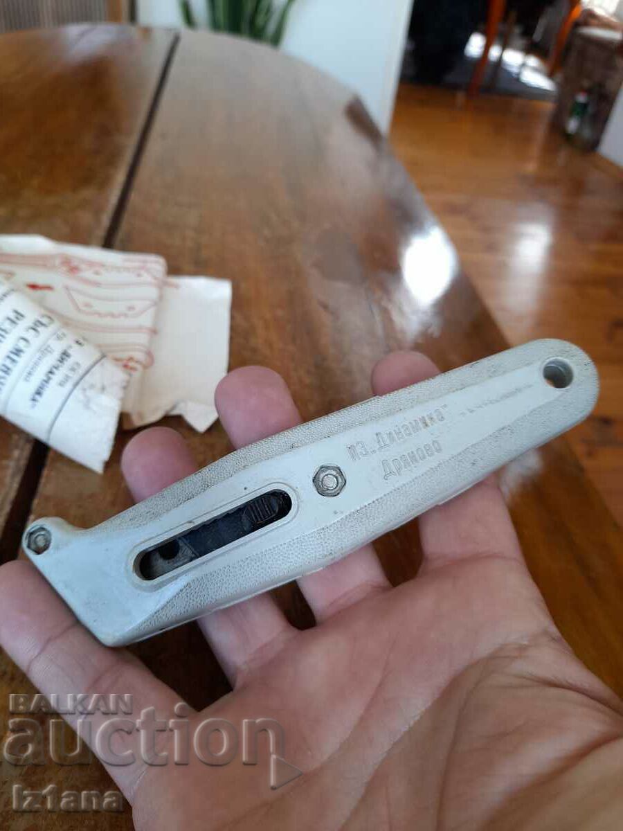 Old model knife - 5 Old model knife - 5