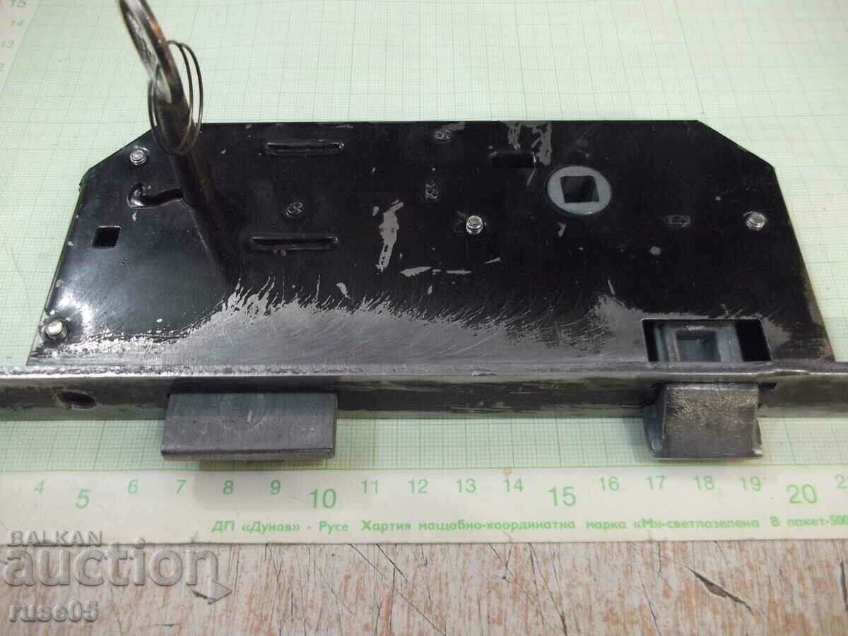 Delivery of Normal door lock with key No. 5 working Delivery of Normal door lock with key No. 5 working