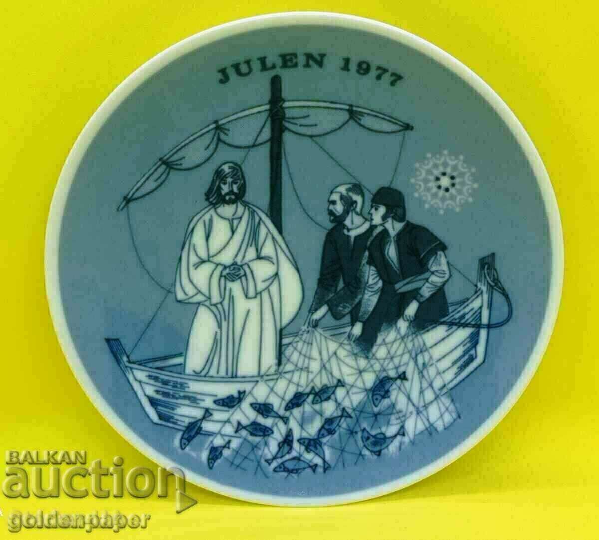 Christmas plates. Norway. Set of 3 pcs. Marked. - 5 Christmas plates. Norway. Set of 3 pcs. Marked. - 5