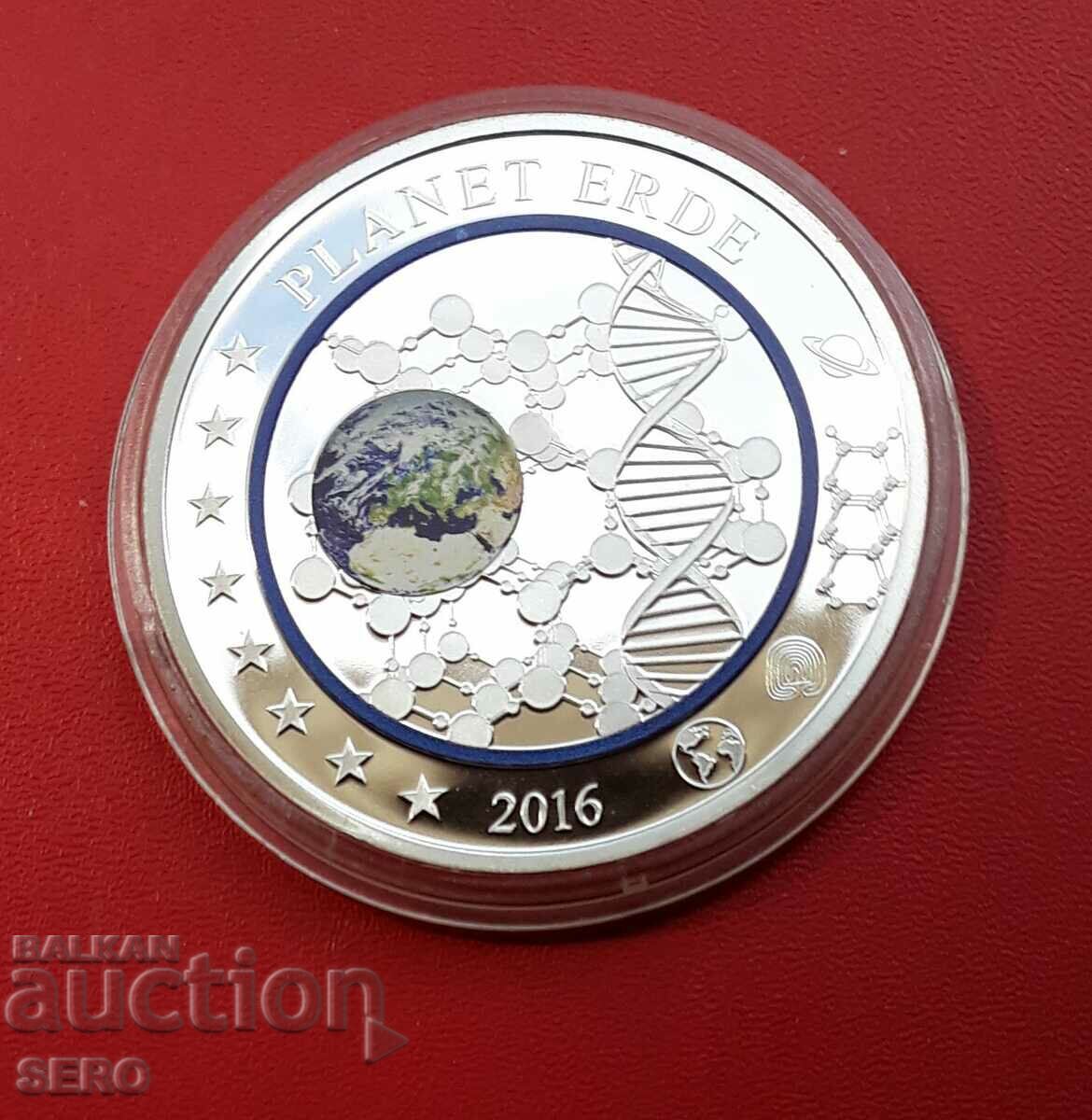 Германия-медал 2016 год. -планетата Земя-сребърен