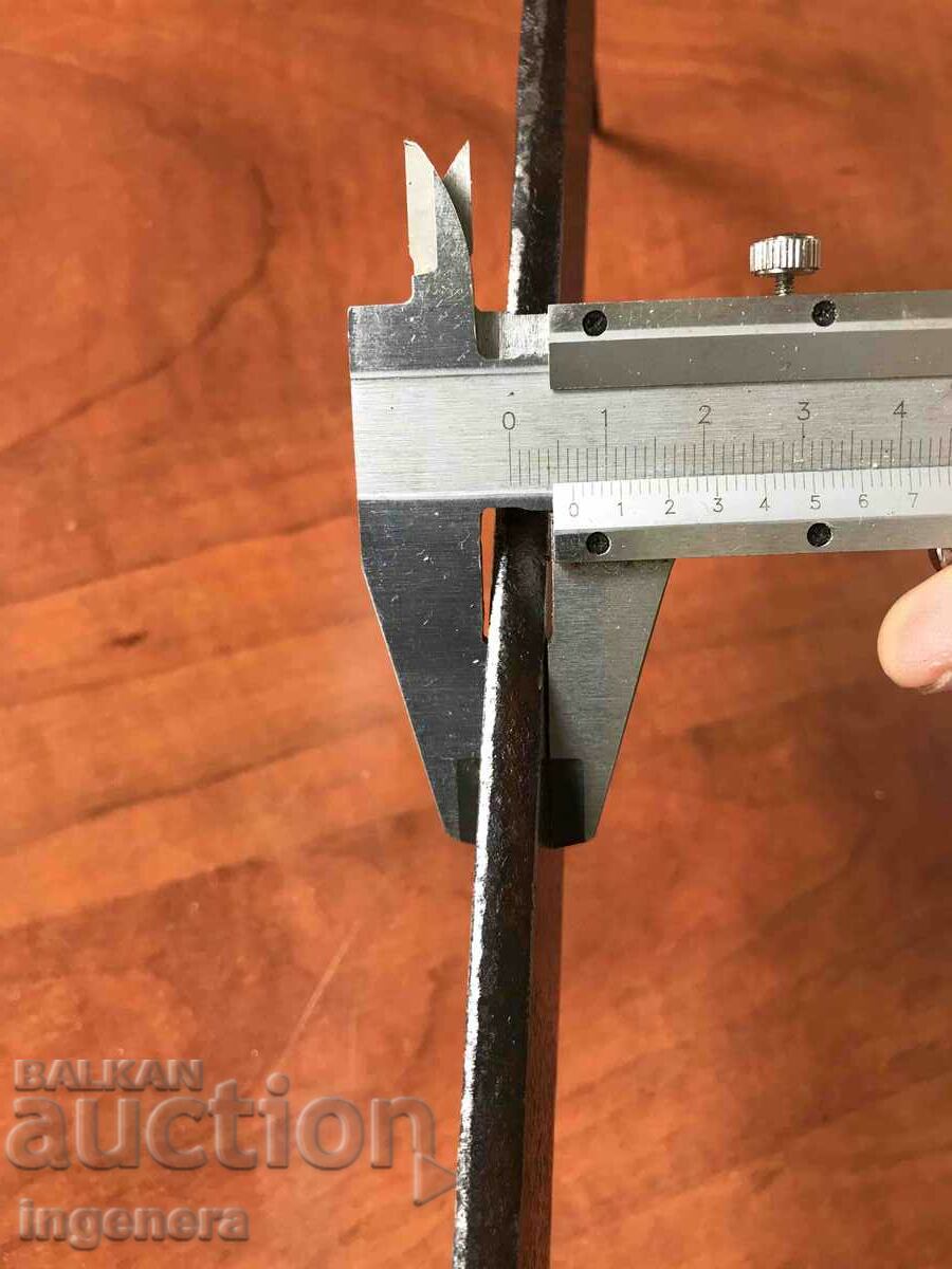 SCRAPER FORGED ANTIQUE - 5 SCRAPER FORGED ANTIQUE - 5