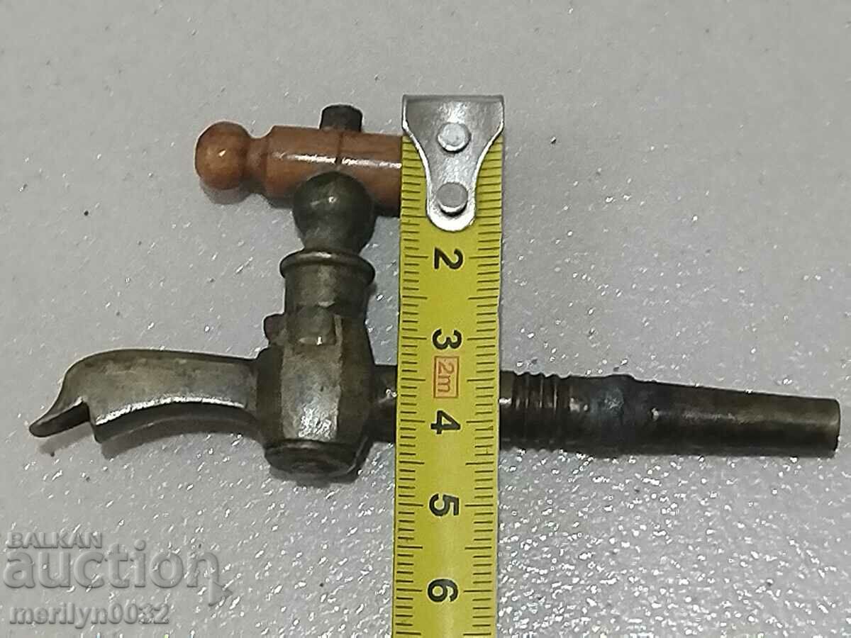 Delivery of Old bronze ottoman faucet cinnamon faucet cricket Delivery of Old bronze ottoman faucet cinnamon faucet cricket