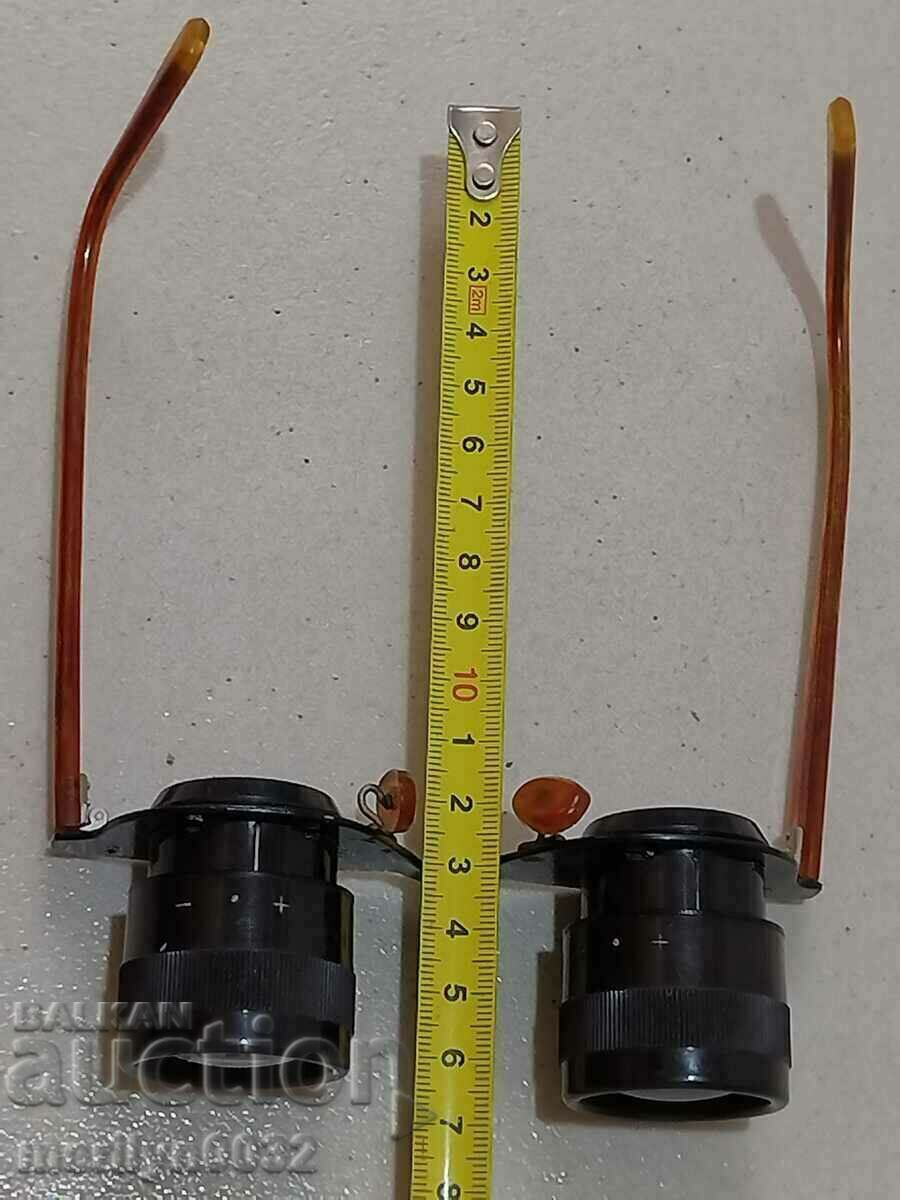 Ochelarii binoclului lui JAMES BOND lupă cu lupă hipermetrope cu preț 289.00 BGN | € 147.76