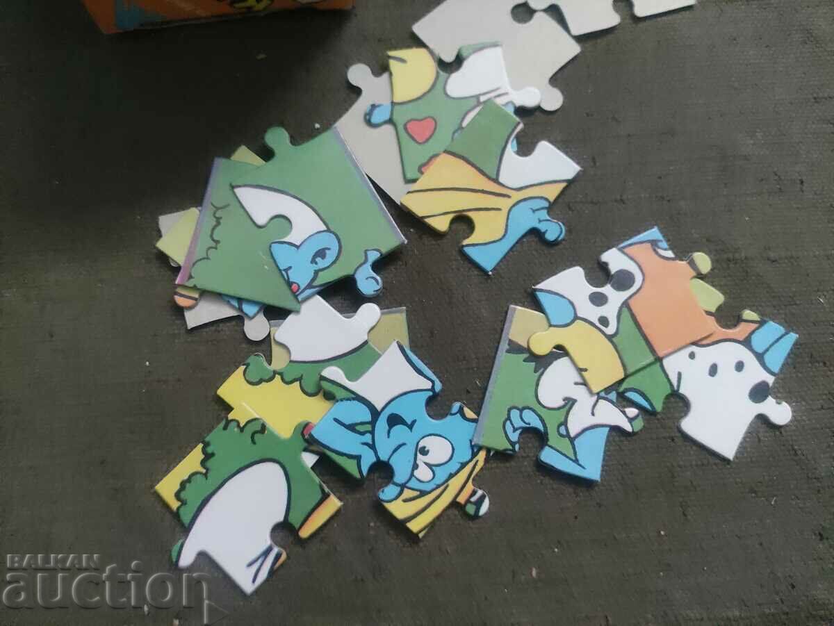 Delivery of "Smurfs" puzzle - picture mosaic