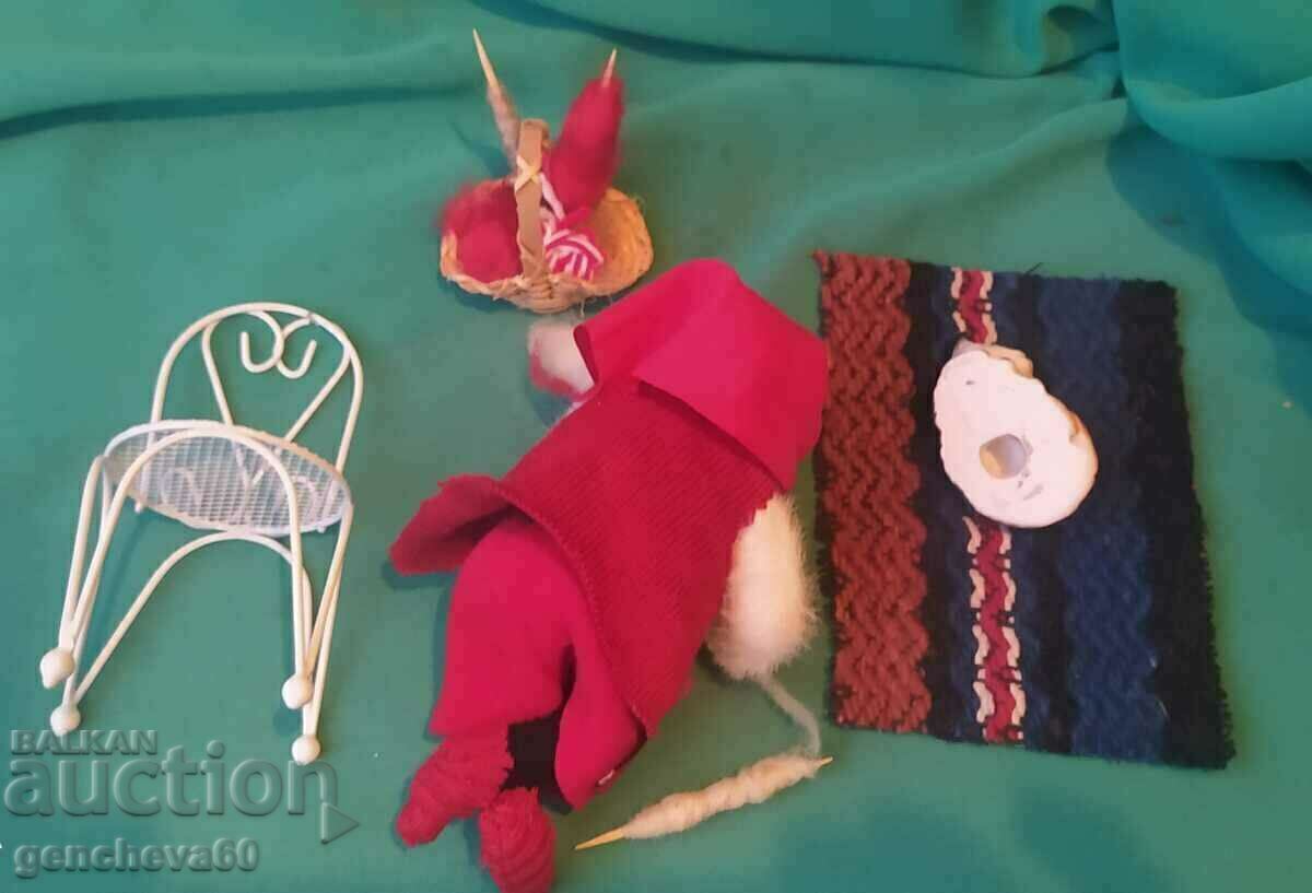 Δημοπρασία Χειροποίητη κούκλα γιαγιάς, πορσελάνινο γατάκι Δημοπρασία Χειροποίητη κούκλα γιαγιάς, πορσελάνινο γατάκι