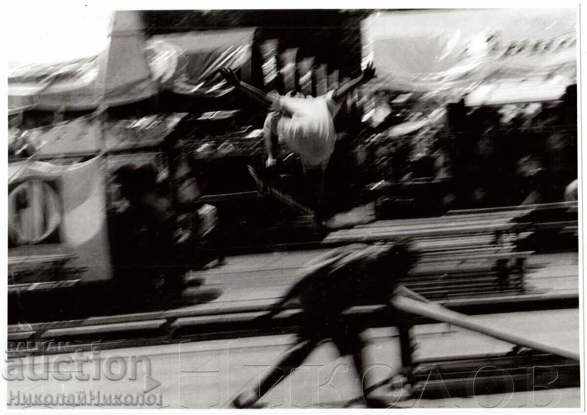 OLD PHOTO FROM A PHOTO EXHIBITION SIZE ~23.5 x 16.5 cm D880 OLD PHOTO FROM A PHOTO EXHIBITION SIZE ~23.5 x 16.5 cm D880