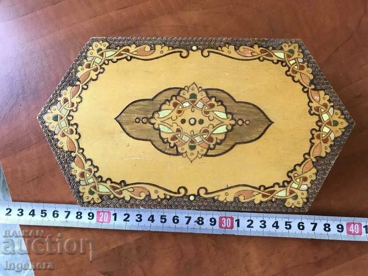 ΚΟΥΤΙ ΞΥΛΟ ΠΥΡΟΓΡΑΦΙΚΟ ΣΧΕΔΙΟ ΑΝΤΙΚΕ ΑΠΟ SOCA MOSTRA με τιμή 38.00 BGN | € 19.43