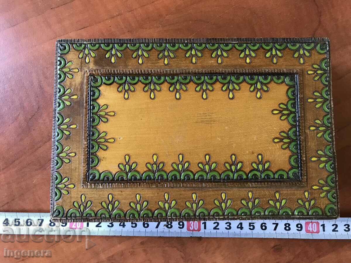 BOX WOOD PYROGRAPH DRAWING ANTIQUE FROM SOCA MOSTRA with price 23.00 BGN | € 11.76 BOX WOOD PYROGRAPH DRAWING ANTIQUE FROM SOCA MOSTRA with price 23.00 BGN | € 11.76
