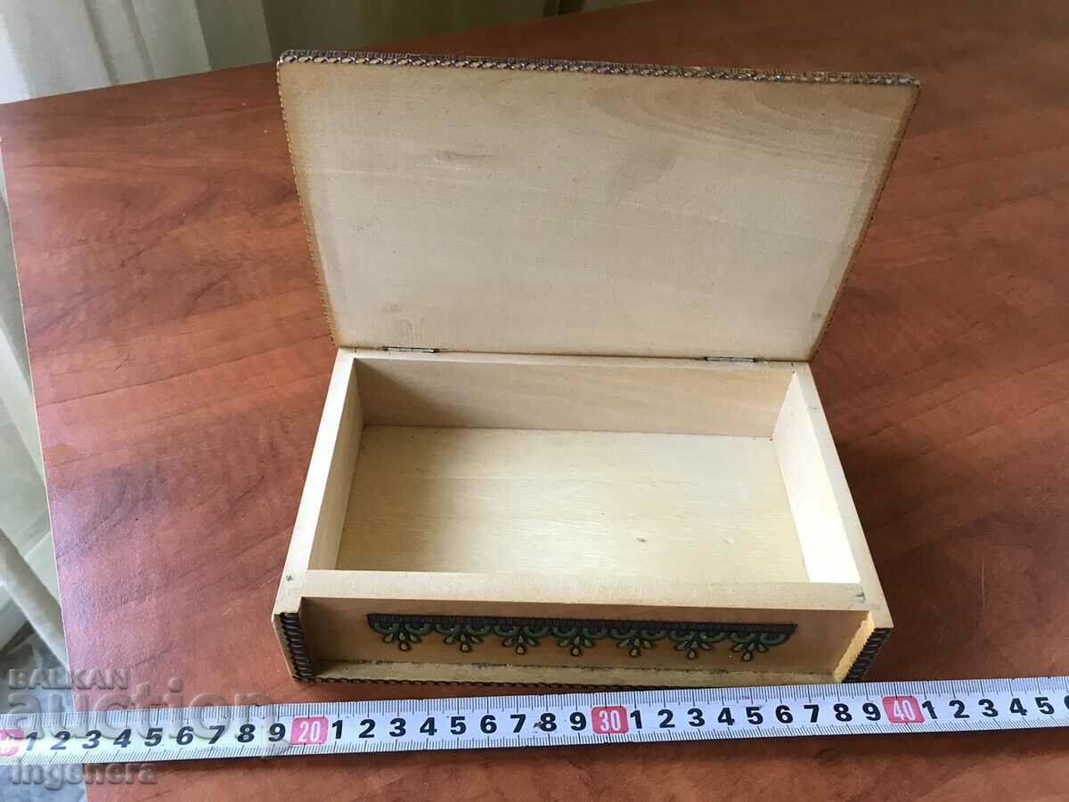 Auction BOX WOOD PYROGRAPH DRAWING ANTIQUE FROM SOCA MOSTRA Auction BOX WOOD PYROGRAPH DRAWING ANTIQUE FROM SOCA MOSTRA