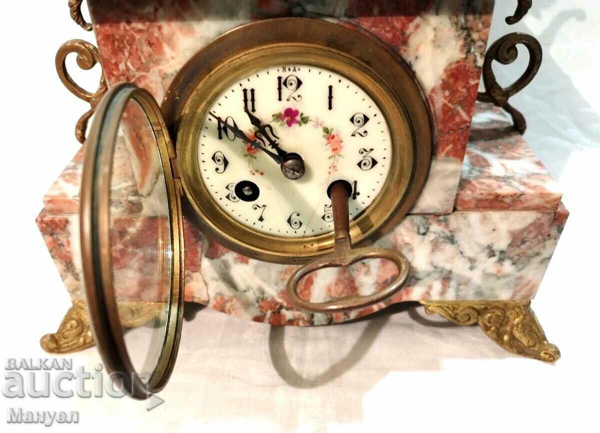 Δημοπρασία Παλιό ρολόι τζαμιού.