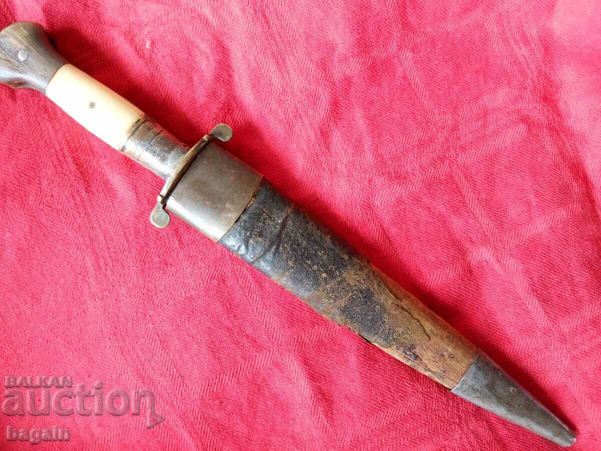 Dagger, dagger. 19th century.