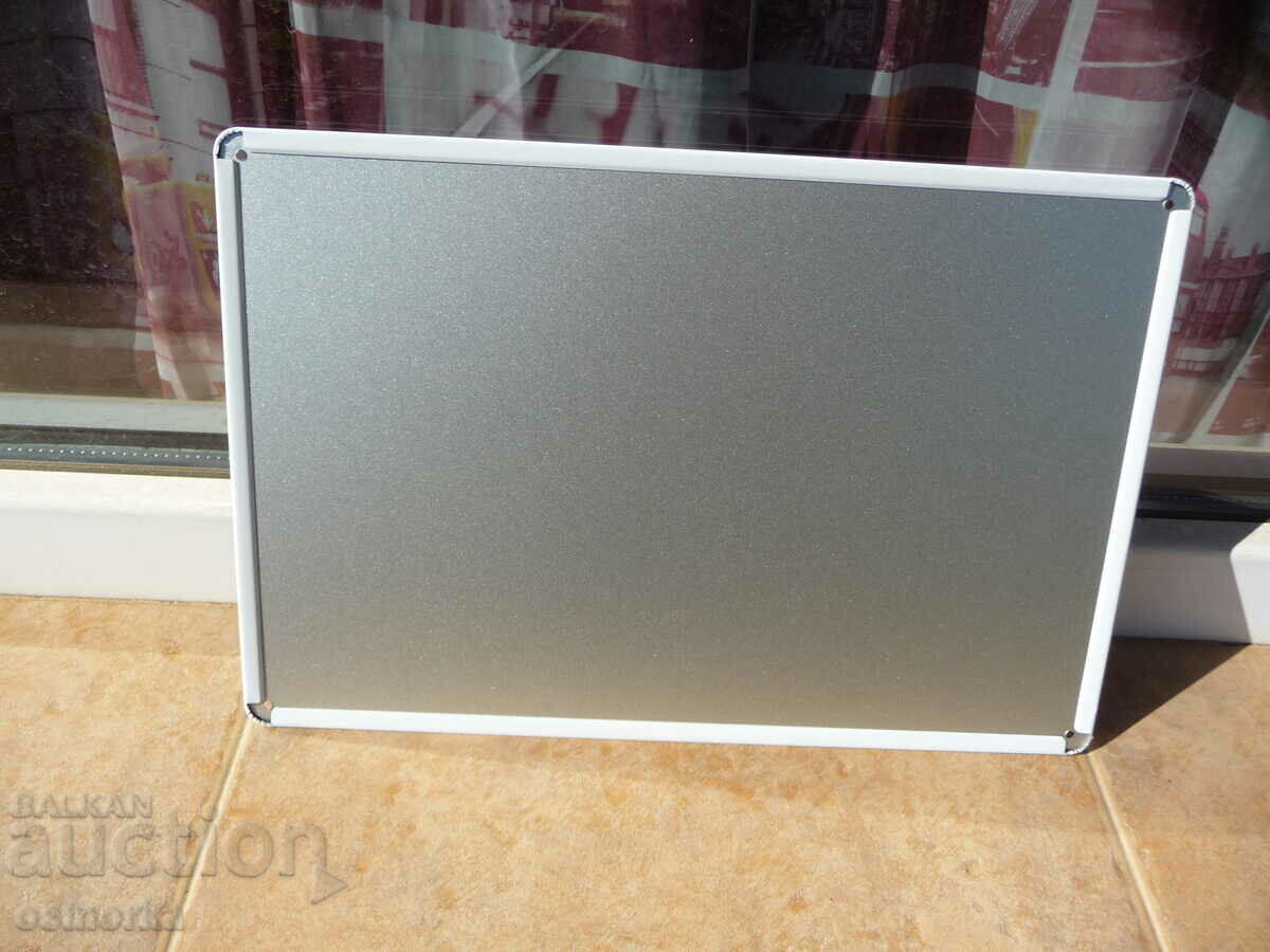 Auction Metal sign beer Good time with good friends bottles of cha Auction Metal sign beer Good time with good friends bottles of cha