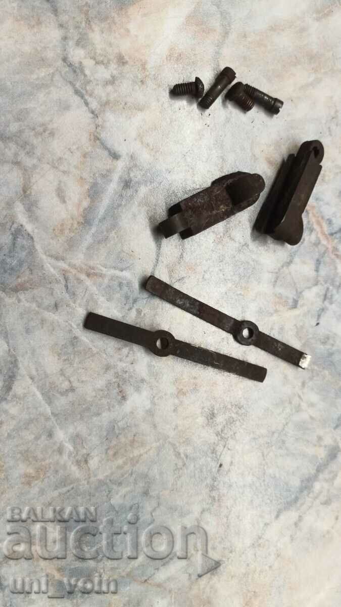 Комплект ключалка и пружина Манлихер  (цената е за 1 брой)