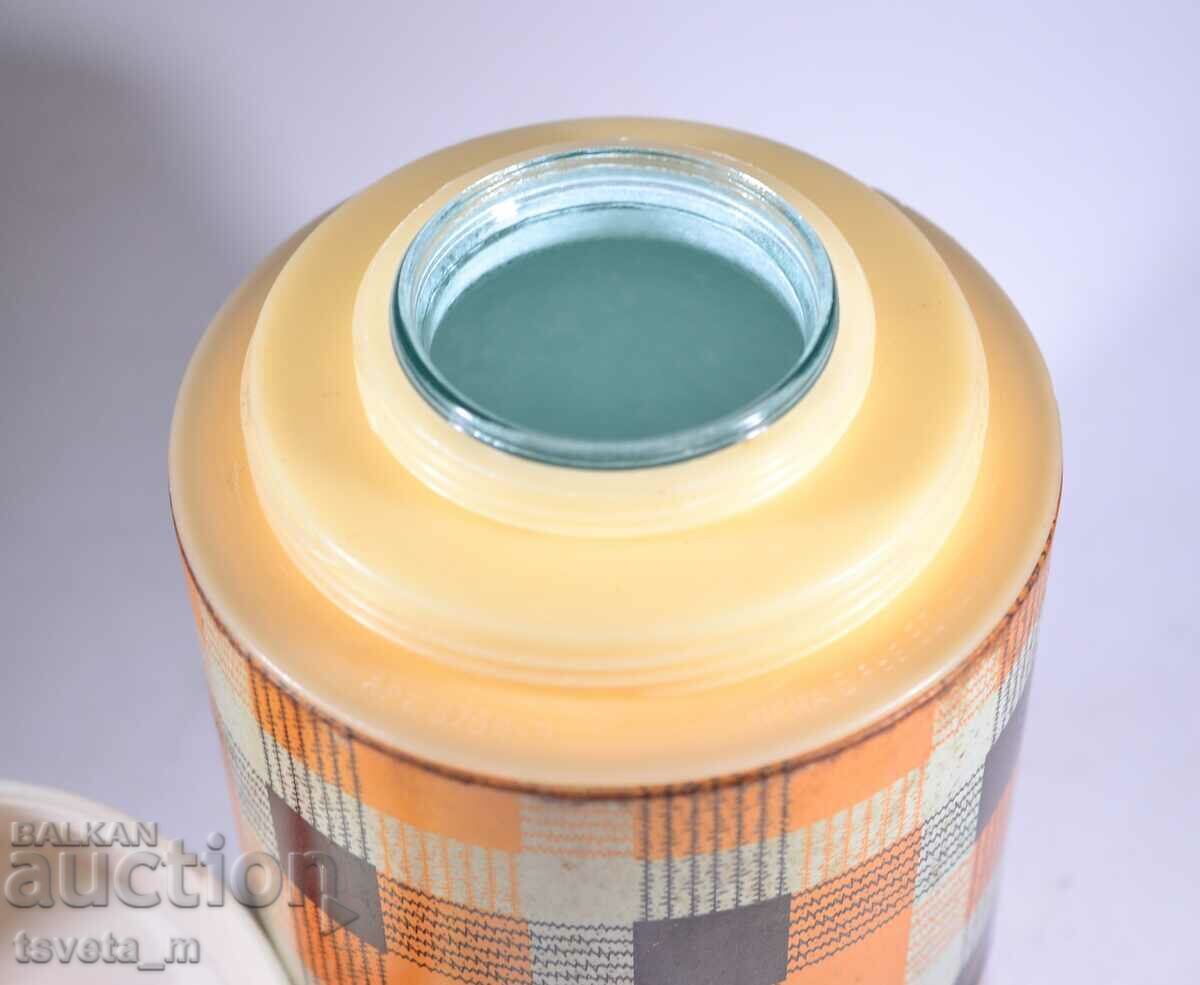 Delivery of Vintage food thermos 2 liters USSR, soc Delivery of Vintage food thermos 2 liters USSR, soc