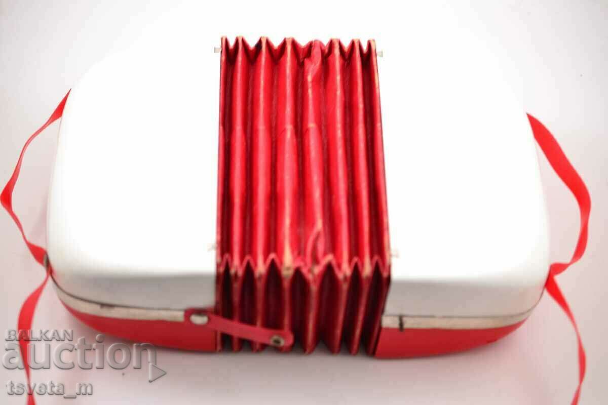 Livrarea URSS acordeon pentru copii, jucării pentru copii, social Livrarea URSS acordeon pentru copii, jucării pentru copii, social