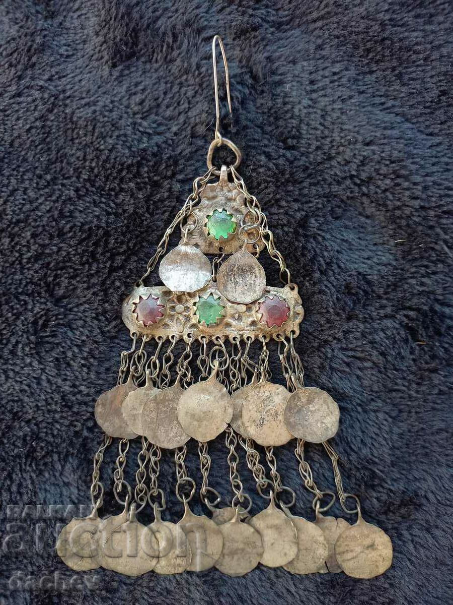 Auction Old Silver Revival-era filigree brooch ornament costume 19th Century Auction Old Silver Revival-era filigree brooch ornament costume 19th Century