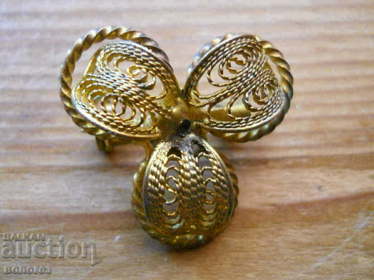 Antique gold plated filigree brooch