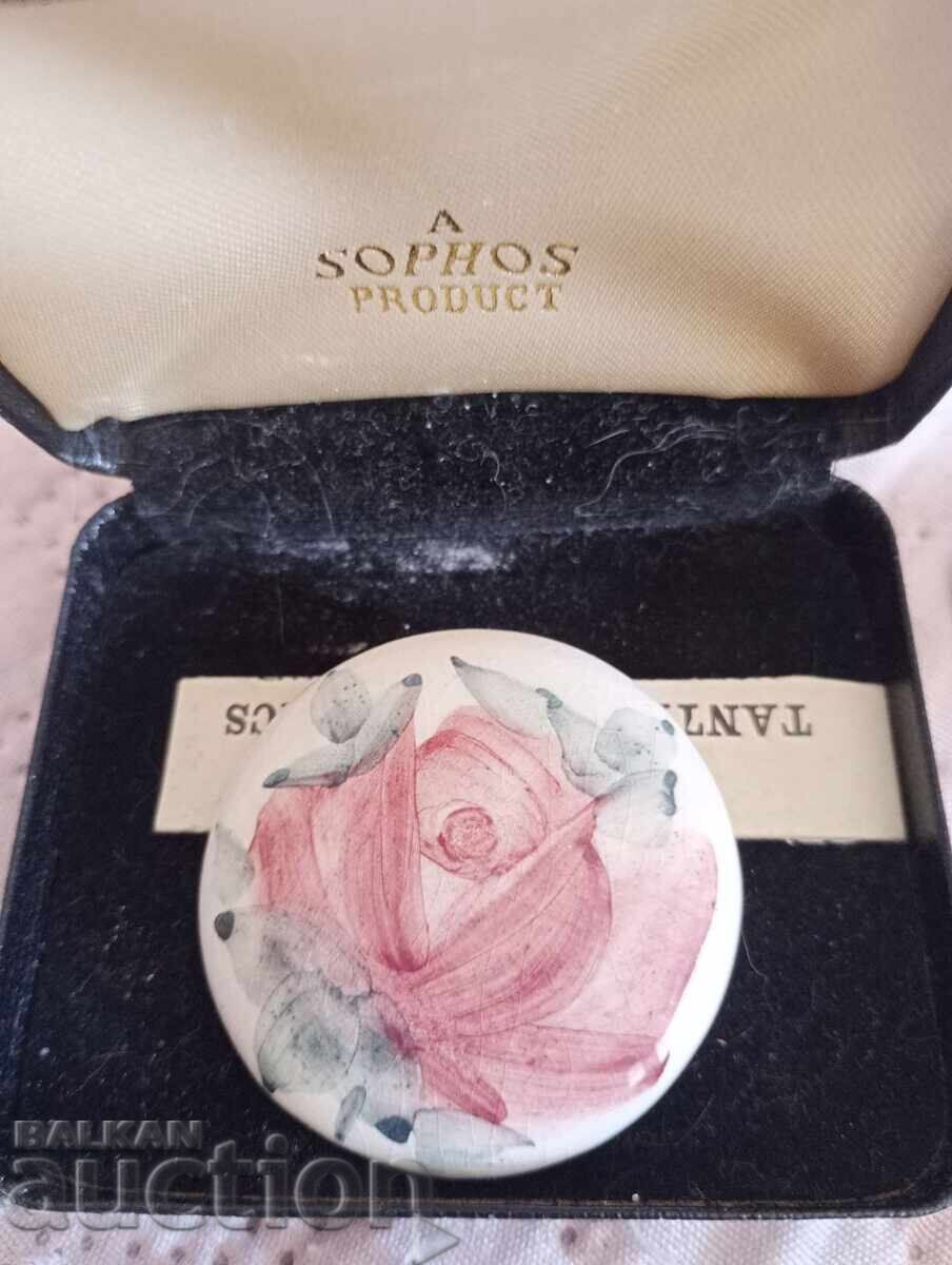 7 Brooches from an old jeweler/1970s/ won at auction from England with price 70.00 BGN | € 35.79 7 Brooches from an old jeweler/1970s/ won at auction from England with price 70.00 BGN | € 35.79