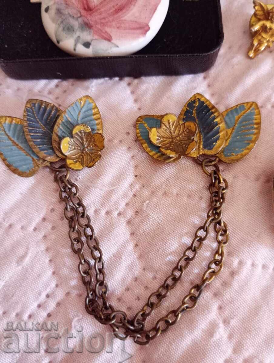 Delivery of 7 Brooches from an old jeweler/1970s/ won at auction from England Delivery of 7 Brooches from an old jeweler/1970s/ won at auction from England