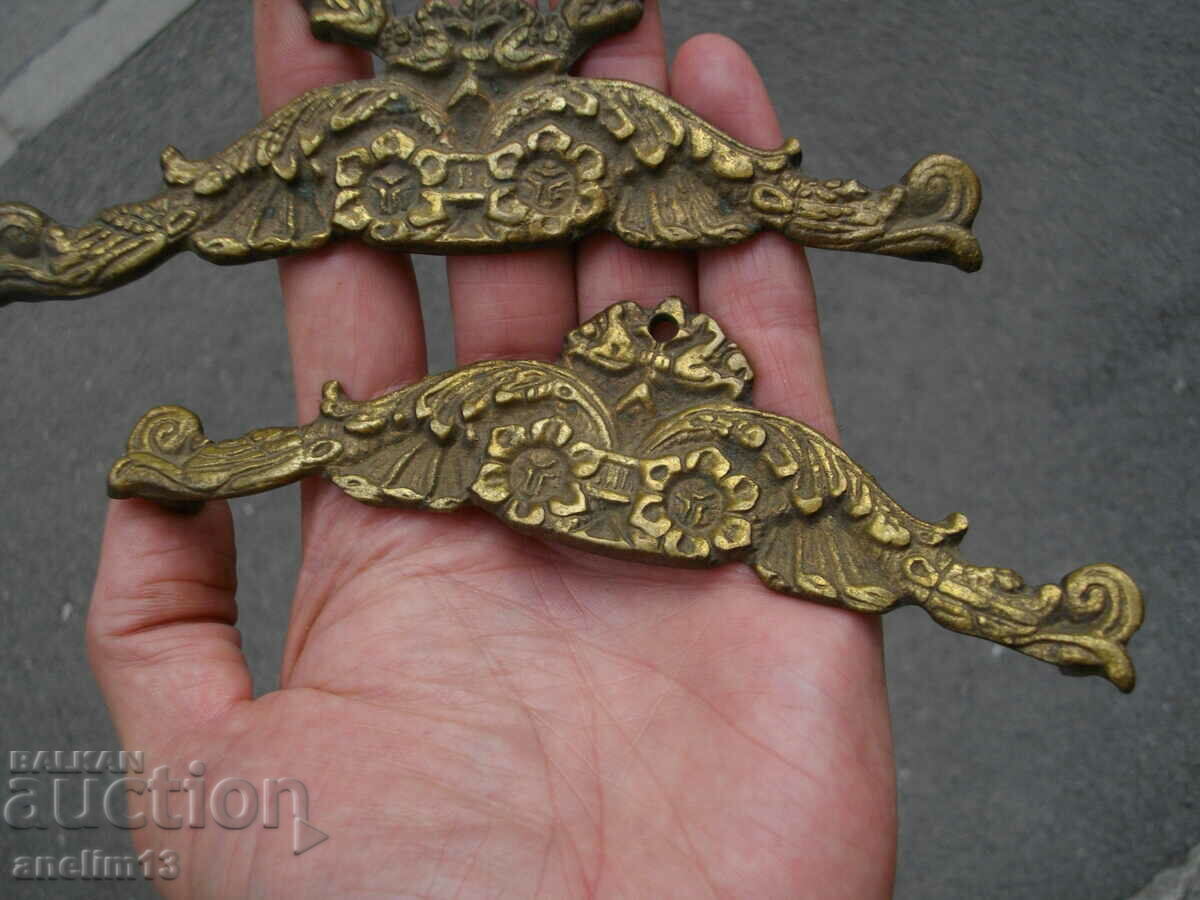 Аукцион СТАРИ БРОНЗОВИ ОРНАМЕНТИ Аукцион СТАРИ БРОНЗОВИ ОРНАМЕНТИ