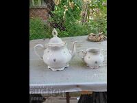Porcelain teapot and latiere 2