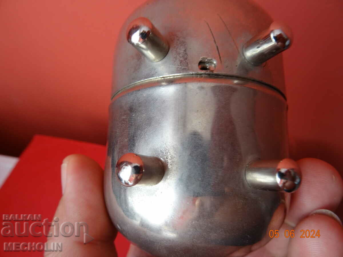 PORTANT METAL PUGY - 5 PORTANT METAL PUGY - 5