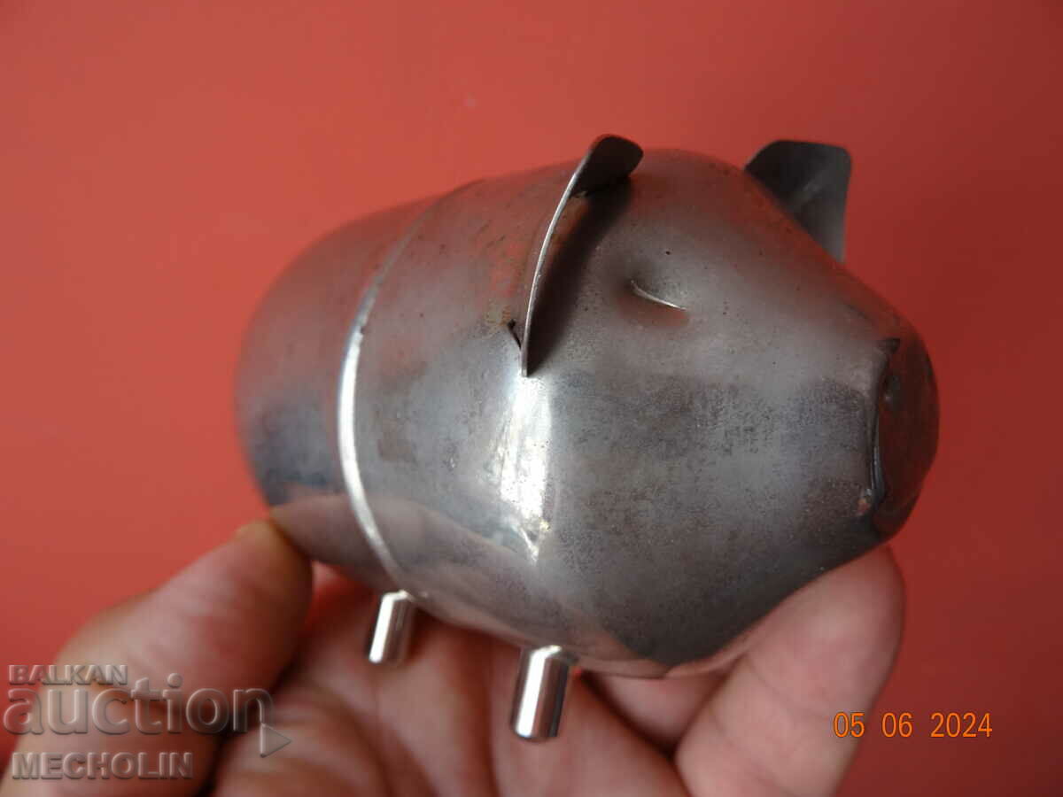 PORTANT METAL PUGY - 7 PORTANT METAL PUGY - 7