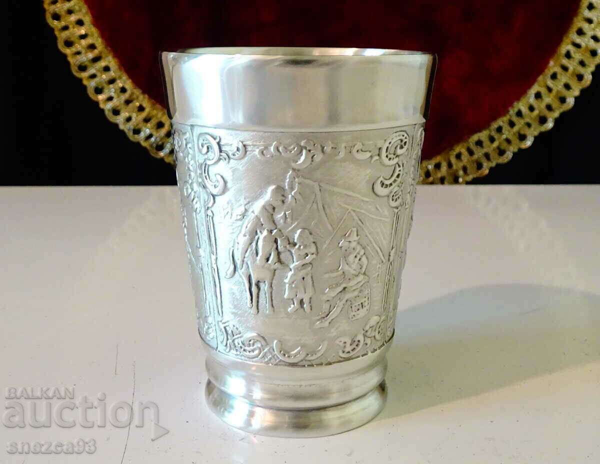 Δημοπρασία Κασσιτέρινη κούπα για κρασί, κυνήγι, σταφύλια, λυκίσκο Δημοπρασία Κασσιτέρινη κούπα για κρασί, κυνήγι, σταφύλια, λυκίσκο