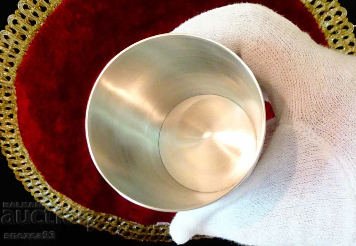 Pewter cup for Stadtallendorf and Schweinsberg Castle. - 5 Pewter cup for Stadtallendorf and Schweinsberg Castle. - 5