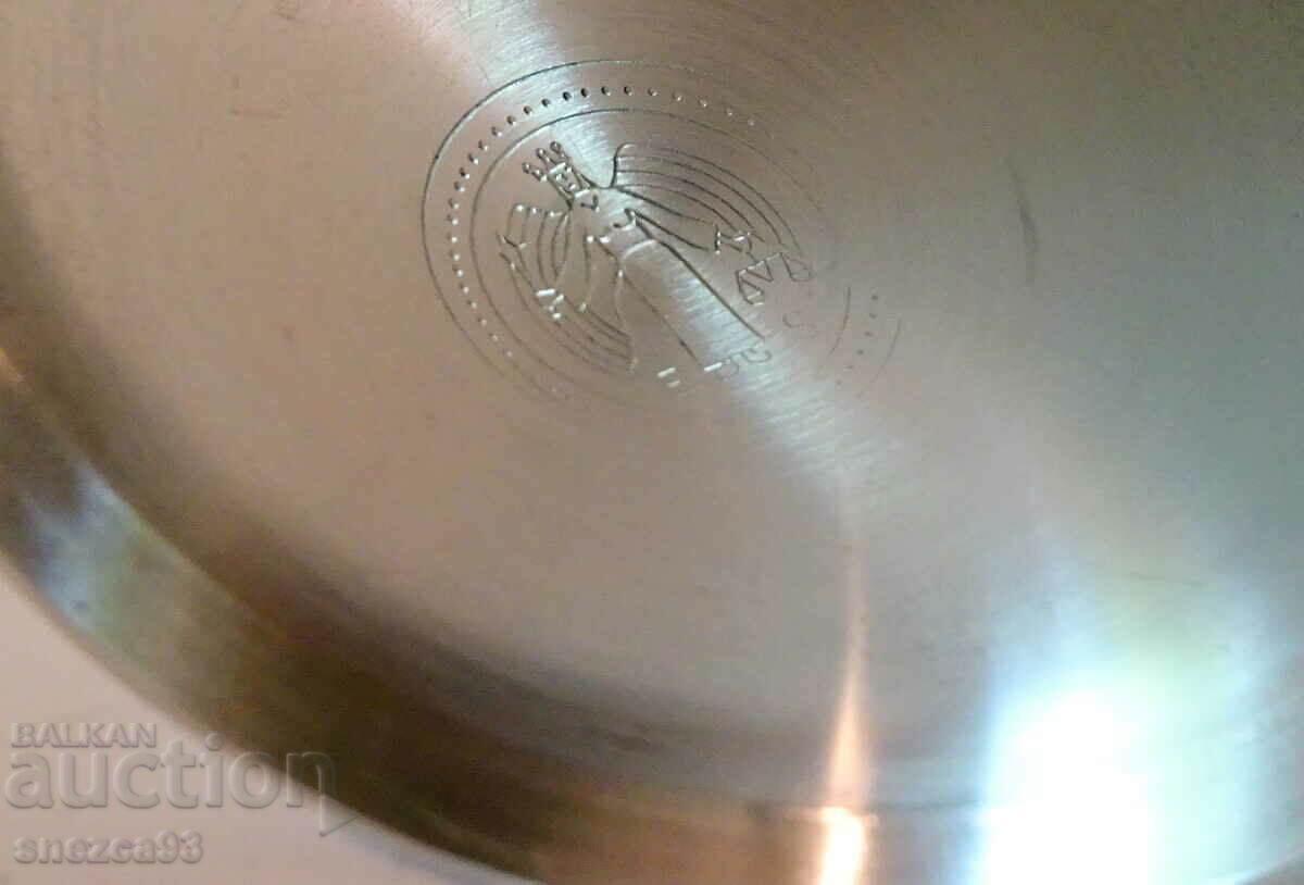 Pewter cup for Stadtallendorf and Schweinsberg Castle. - 6 Pewter cup for Stadtallendorf and Schweinsberg Castle. - 6