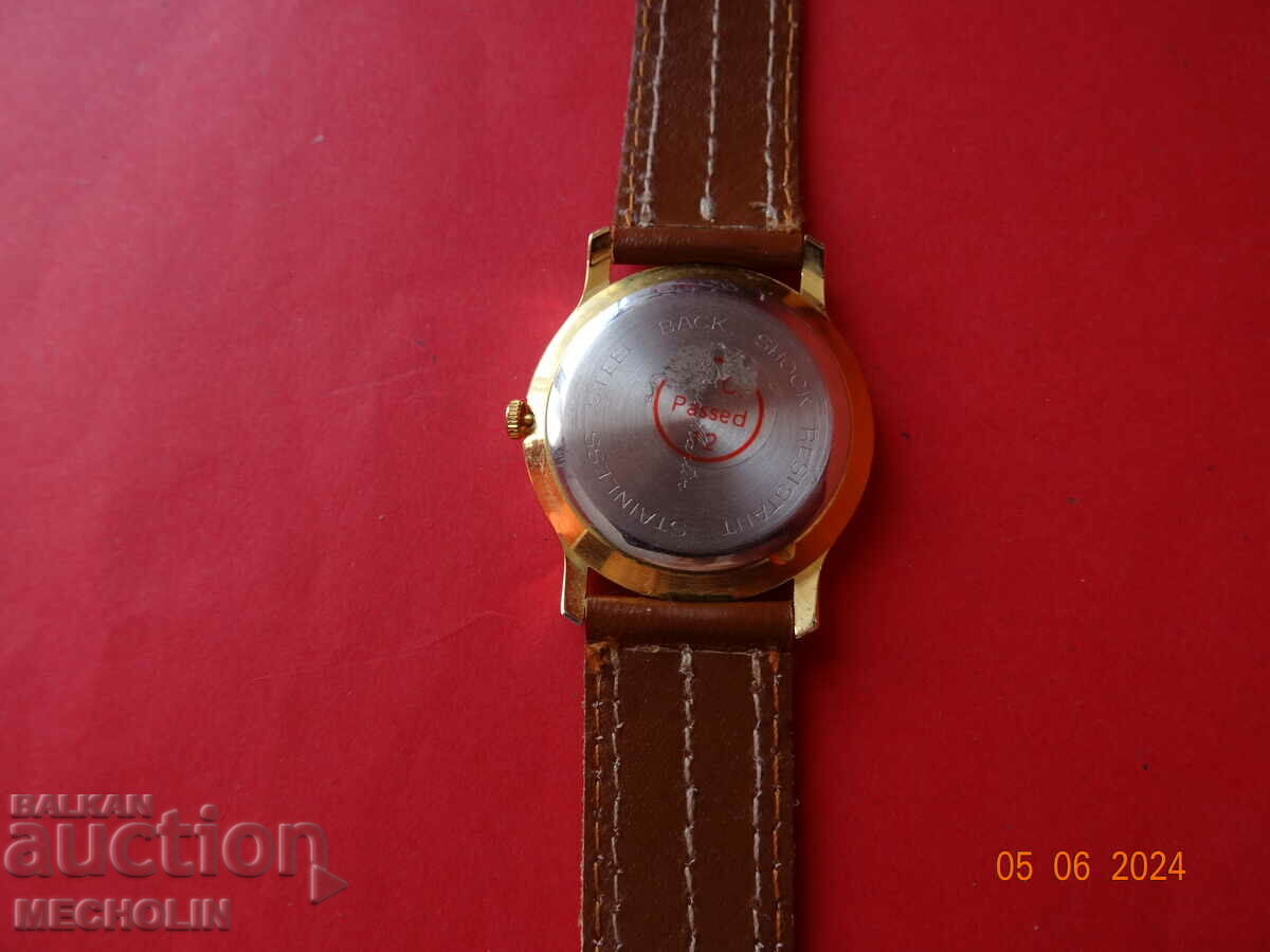 LIBRETY CLOCK - 5 LIBRETY CLOCK - 5